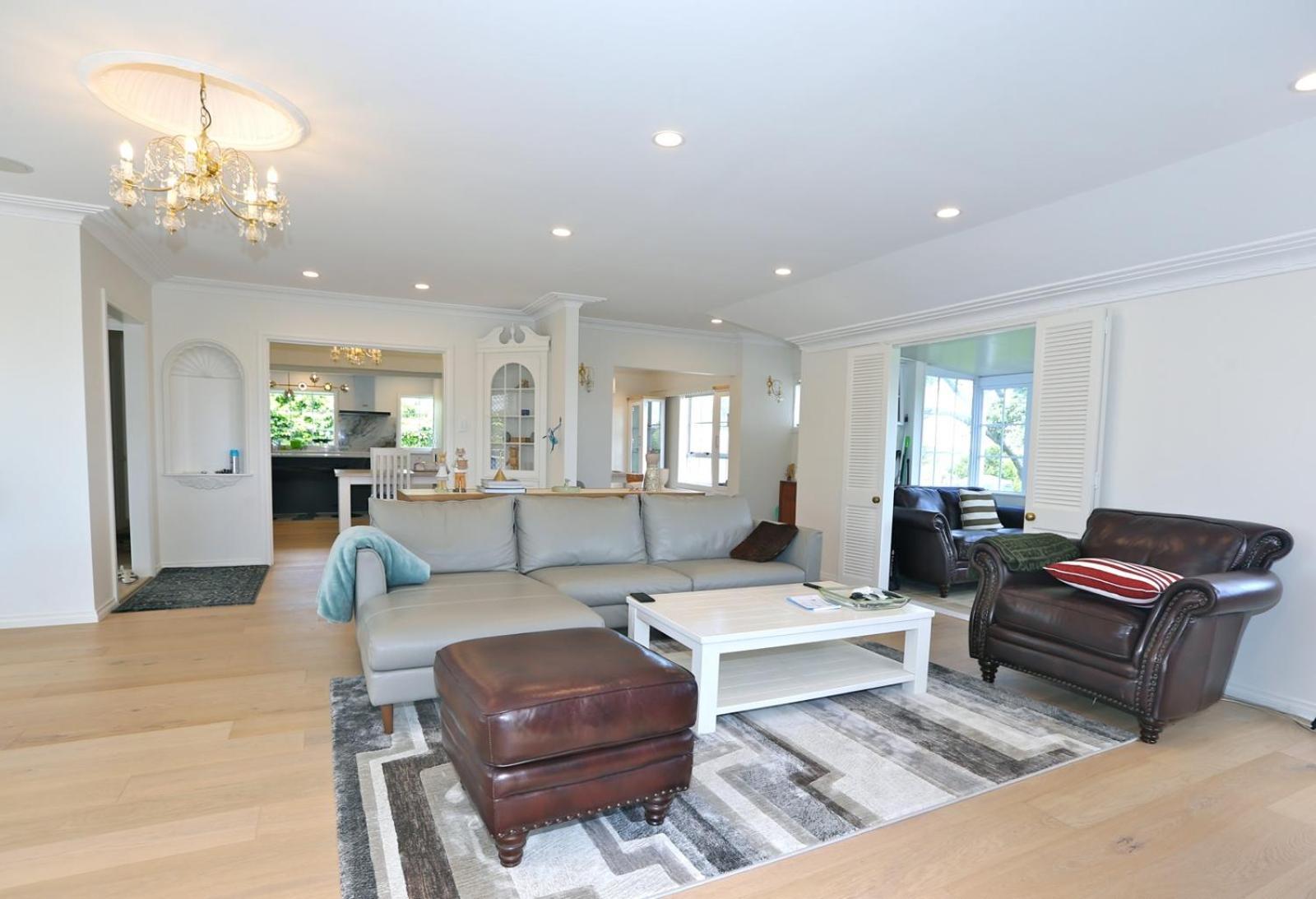 Holiday House In Totara Park Оукланд Екстериор снимка