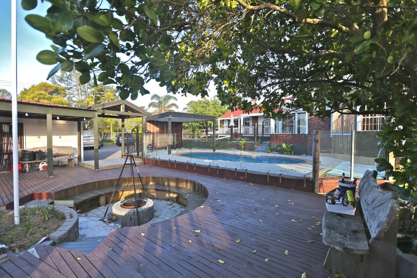 Holiday House In Totara Park Оукланд Екстериор снимка