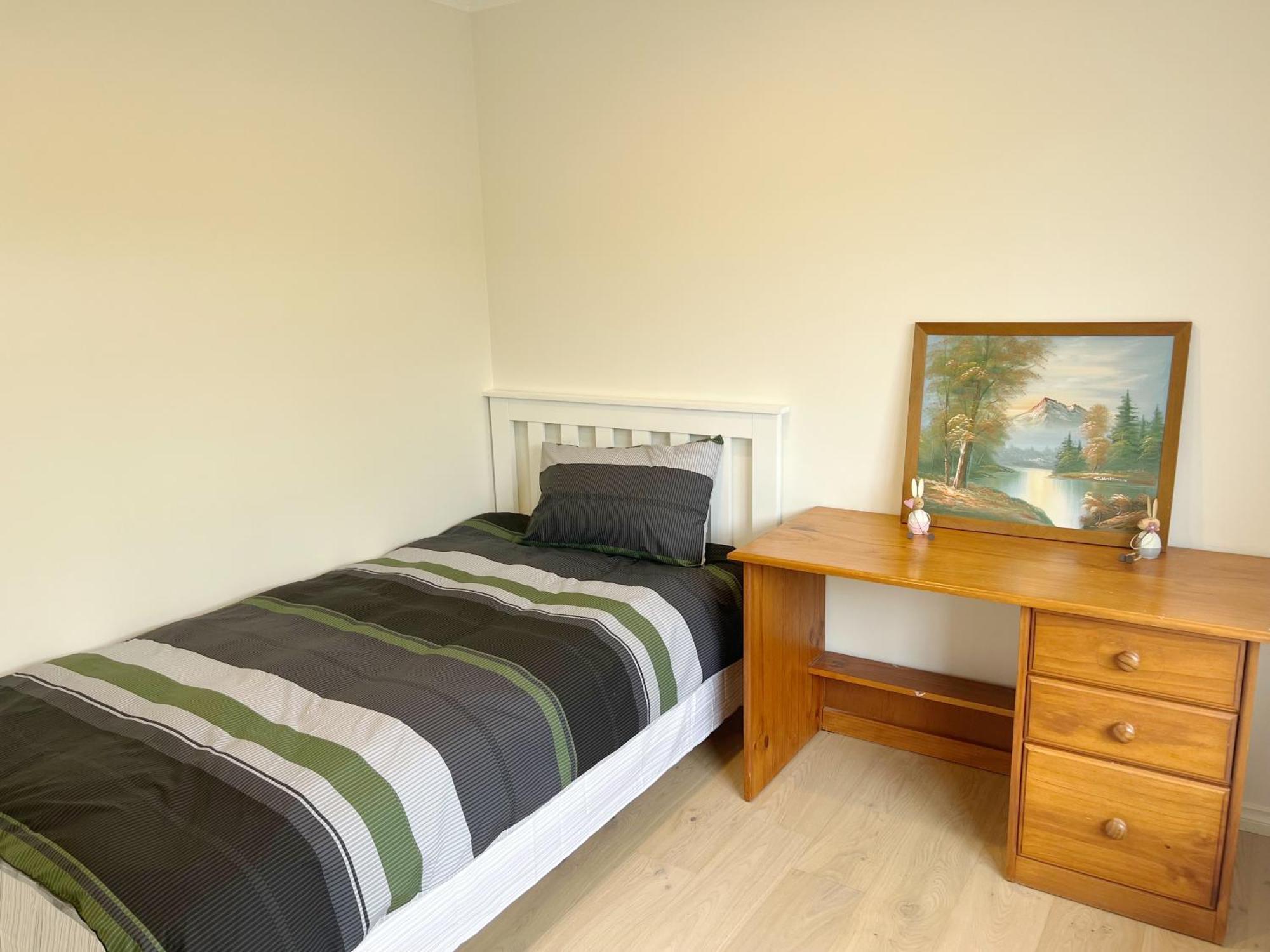 Holiday House In Totara Park Оукланд Екстериор снимка